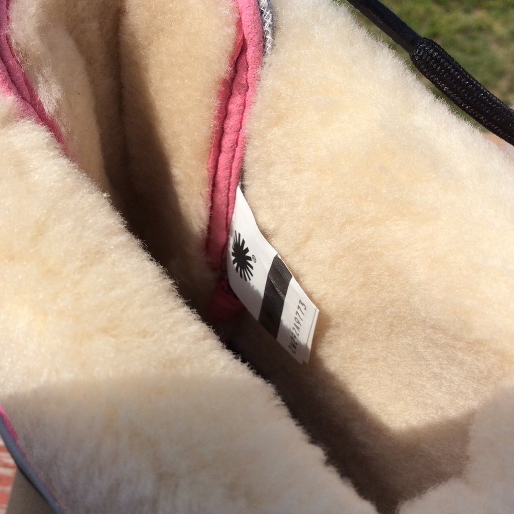 UGG BUTTE II PATENT SPARKLE - Picture 7 of 7